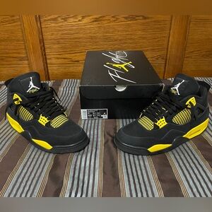 Jordan 4 Yellow Thunder